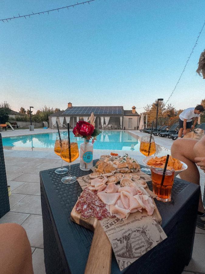 Agriturismo Corte Casello Gazoldo degli Ippoliti Экстерьер фото